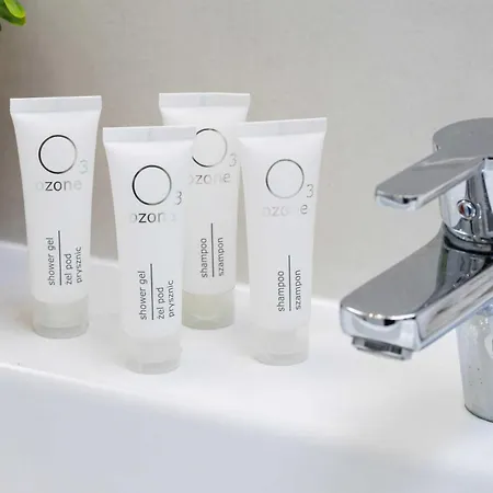 Modern With Air Conditioning And Parking In Cracow By Renters Appartement *