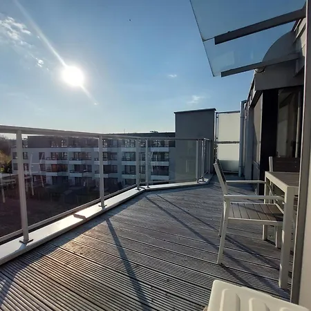 Modern With Air Conditioning And Parking In Cracow By Renters Appartement