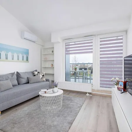 Modern With Air Conditioning And Parking In Cracow By Renters * Krakow